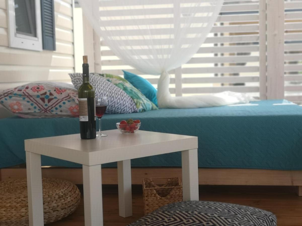 West Coast Mobilhome With Xxl Terrace Tar-Vabriga Esterno foto